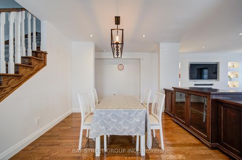 Photo 11 at 95 Hopedale Avenue, Broadview North, Toronto