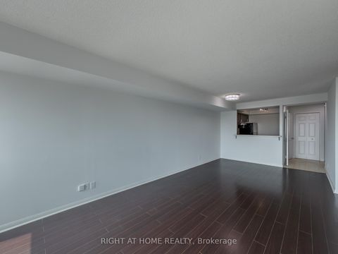 Photo 5 at 1008 - 8 Lee Centre Drive, Woburn, Toronto