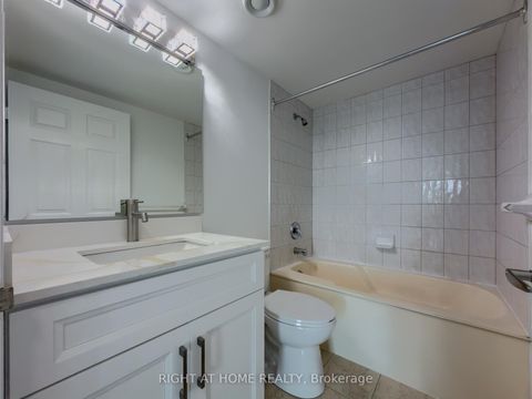 Photo 20 at 1008 - 8 Lee Centre Drive, Woburn, Toronto