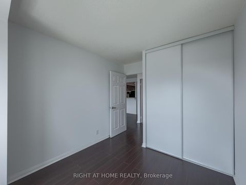 Photo 24 at 1008 - 8 Lee Centre Drive, Woburn, Toronto