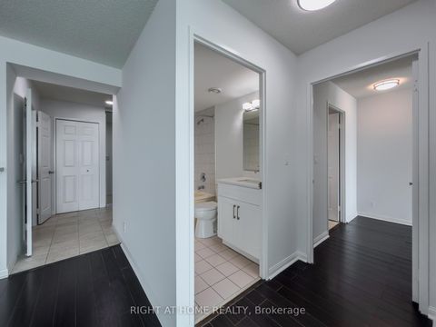 Photo 27 at 1008 - 8 Lee Centre Drive, Woburn, Toronto