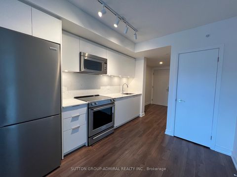 Photo 10 at 711 - 30 Samuel Wood Way, City Centre West, Toronto
