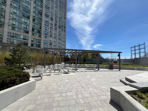 Photo 18 at 711 - 30 Samuel Wood Way, City Centre West, Toronto