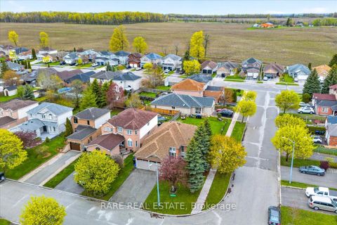 Photo 1 at 1082 Kensington Street, Alcona, Innisfil