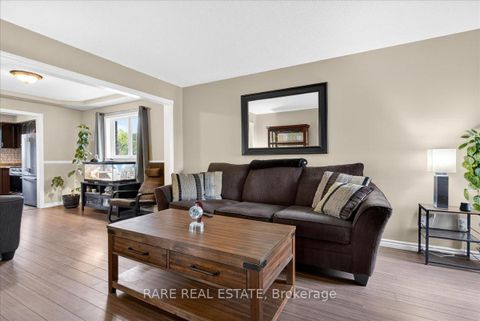 Photo 5 at 1082 Kensington Street, Alcona, Innisfil