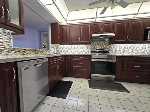 Photo 4 at 1107 - 4727 Sheppard Avenue E, Malvern West, Toronto