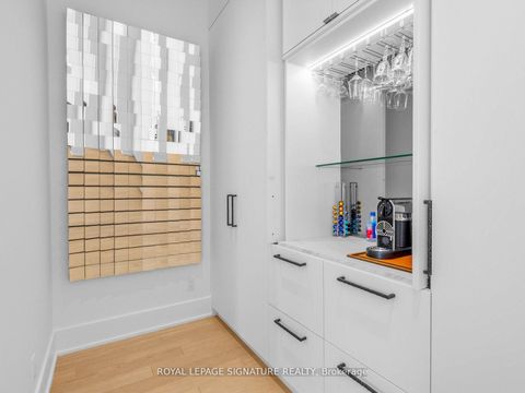 Photo 14 at Ph6 - 1 Belsize Drive, Mount Pleasant West, Toronto