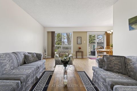 Photo 24 at 47 - 2 BERNICK Drive, Grove East, Barrie