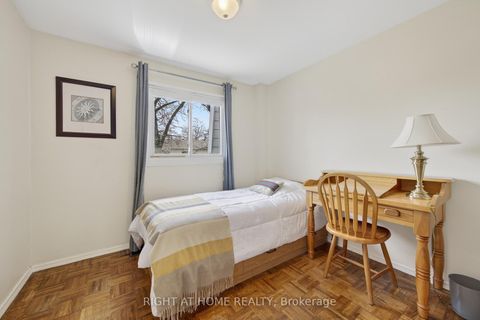 Photo 32 at 47 - 2 BERNICK Drive, Grove East, Barrie