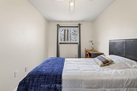Photo 37 at 47 - 2 BERNICK Drive, Grove East, Barrie