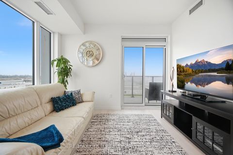 Photo 17 at 1421 - 8960 Jane Street, Concord, Vaughan