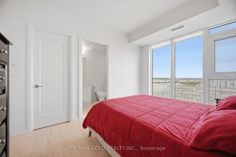 Photo 24 at 1421 - 8960 Jane Street, Concord, Vaughan
