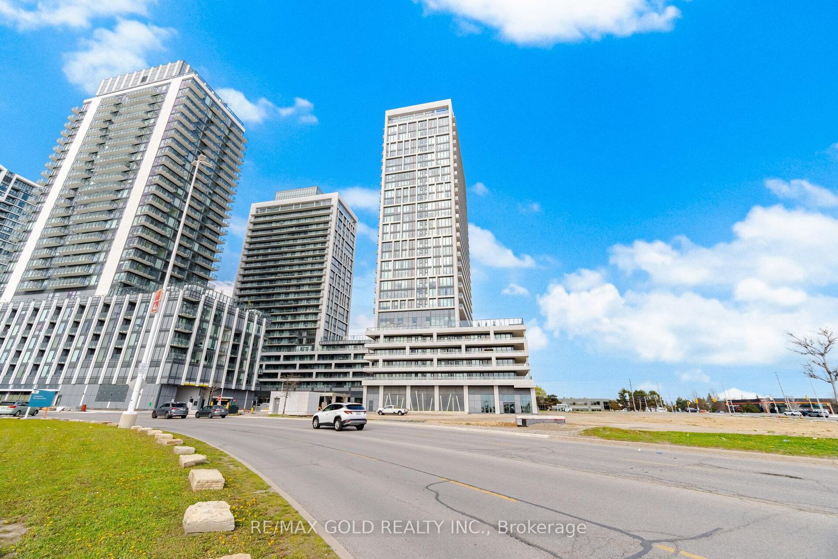 1421 - 8960 Jane Street, Concord, Vaughan photo 6