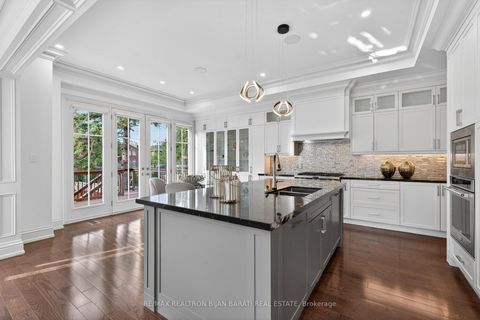 Photo 16 at 122 Holmes Avenue, Willowdale East, Toronto