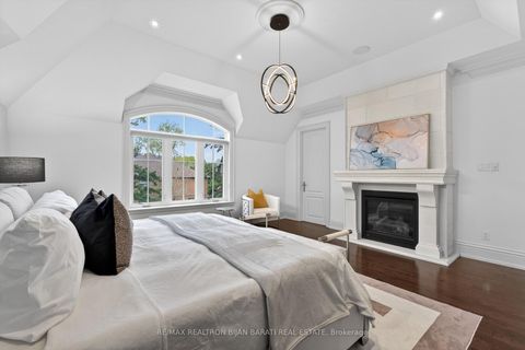 Photo 26 at 122 Holmes Avenue, Willowdale East, Toronto