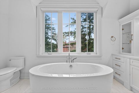 Photo 27 at 122 Holmes Avenue, Willowdale East, Toronto