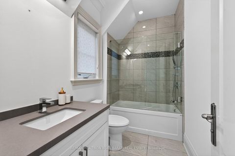 Photo 34 at 122 Holmes Avenue, Willowdale East, Toronto