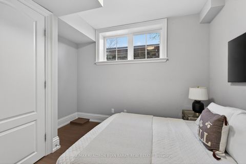 Photo 39 at 122 Holmes Avenue, Willowdale East, Toronto