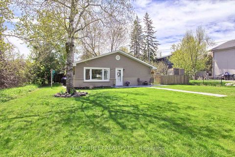 Photo 3 at 1021 Goshen Road, Alcona, Innisfil