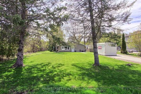 Photo 4 at 1021 Goshen Road, Alcona, Innisfil