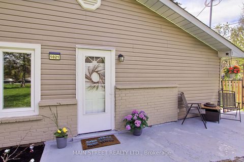 Photo 5 at 1021 Goshen Road, Alcona, Innisfil