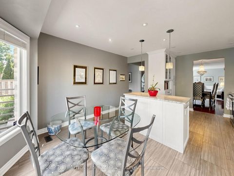 Photo 20 at 20 Esther Crescent, Yorkhill, Vaughan