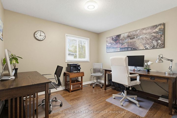Photo 30 at 67 Honeysuckle Crescent, Iroquoia Heights, Hamilton