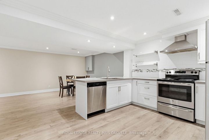 Photo 35 at 67 Honeysuckle Crescent, Iroquoia Heights, Hamilton