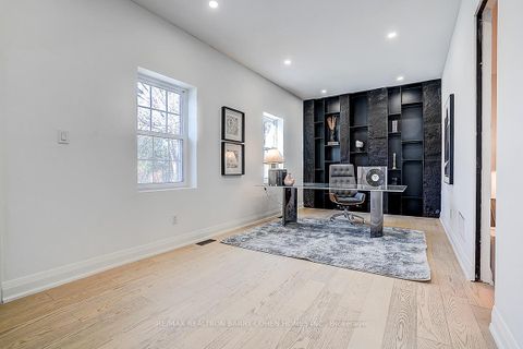 Photo 5 at 324 Old Yonge Street, Windfields, Toronto