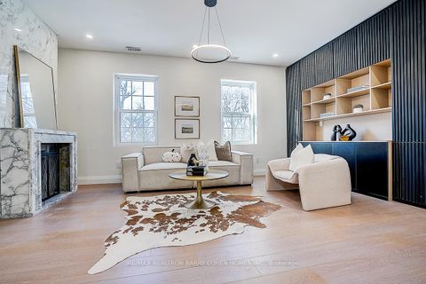 Photo 12 at 324 Old Yonge Street, Windfields, Toronto