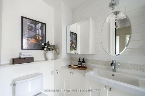 Photo 17 at 438 Sumach Street, South St. James Town, Toronto