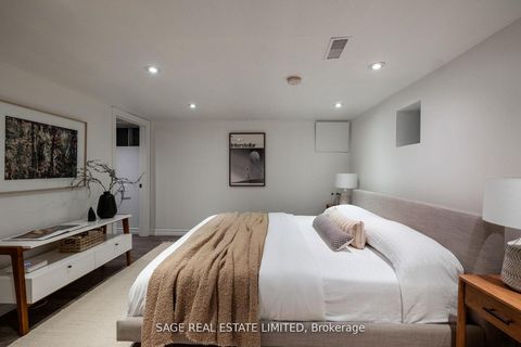 Photo 19 at 438 Sumach Street, South St. James Town, Toronto