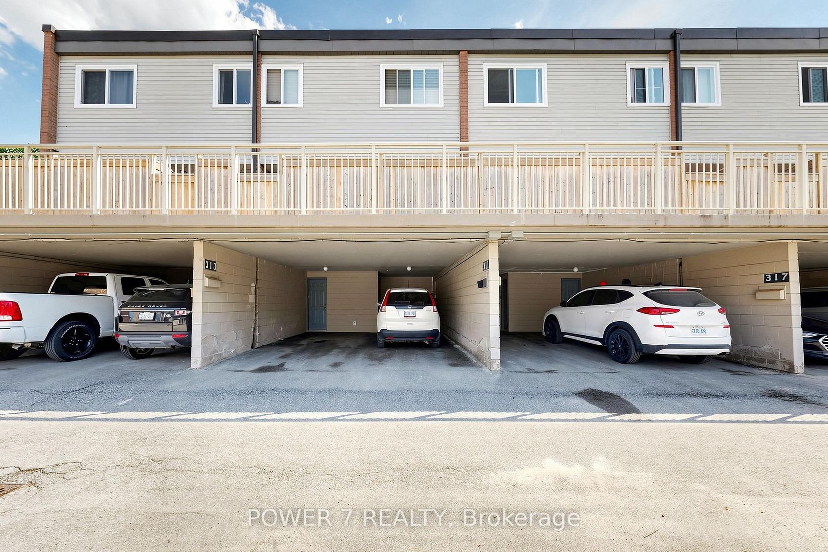 146 - 311 Milestone Crescent, Aurora Village, Aurora photo number 2