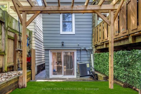 Photo 4 at 827 Craven Road, Coxwell, Toronto