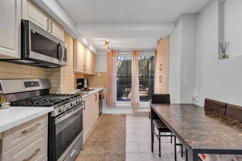Photo 15 at 827 Craven Road, Coxwell, Toronto