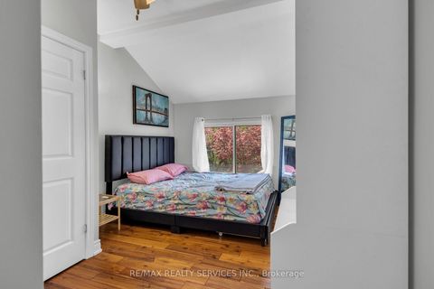 Photo 17 at 827 Craven Road, Coxwell, Toronto