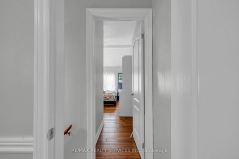 Photo 19 at 827 Craven Road, Coxwell, Toronto