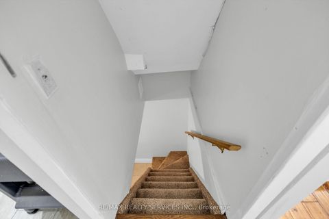 Photo 24 at 827 Craven Road, Coxwell, Toronto