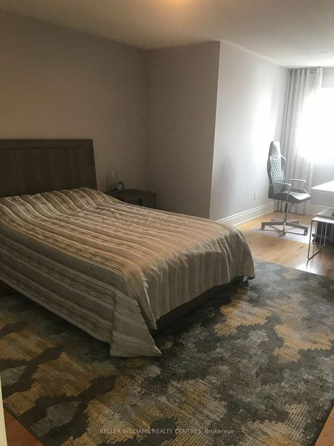 Photo 10 at 148 HUNTERWOOD Chase, Rural Vaughan, Vaughan