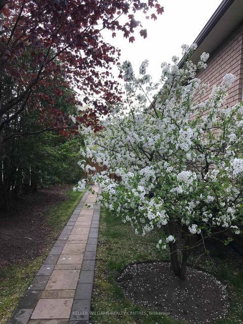Photo 14 at 148 HUNTERWOOD Chase, Rural Vaughan, Vaughan