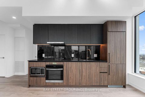 Photo 13 at LPH08 - 1100 Sheppard Avenue W, York University Heights, Toronto