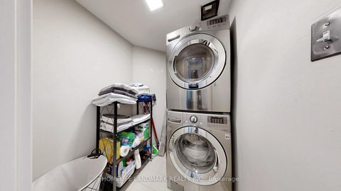 Photo 23 at 408 - 10 Queens Quay W, Waterfront Communities C1, Toronto
