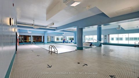 Photo 29 at 408 - 10 Queens Quay W, Waterfront Communities C1, Toronto