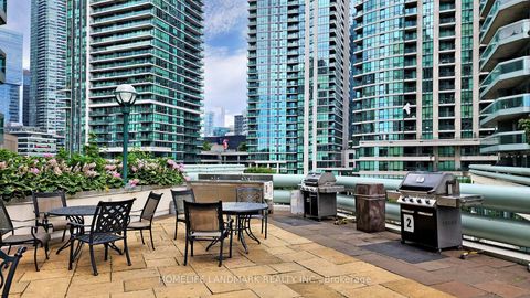 Photo 42 at 408 - 10 Queens Quay W, Waterfront Communities C1, Toronto