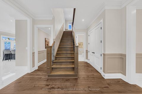 Photo 8 at 752 Hillview Crescent, West Shore, Pickering