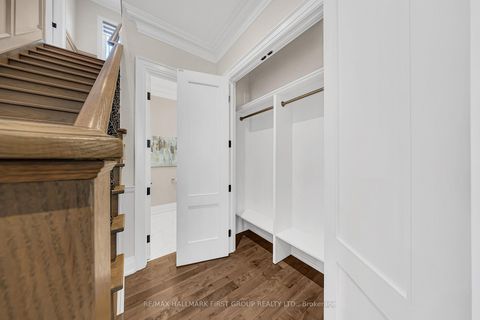 Photo 10 at 752 Hillview Crescent, West Shore, Pickering