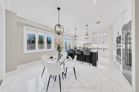 Photo 11 at 752 Hillview Crescent, West Shore, Pickering