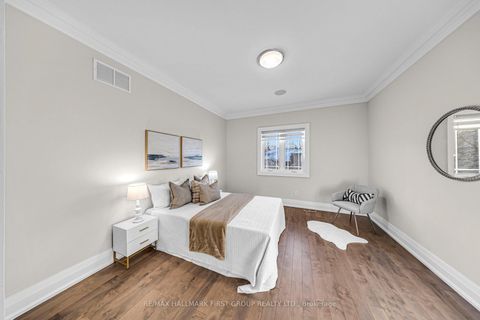Photo 25 at 752 Hillview Crescent, West Shore, Pickering