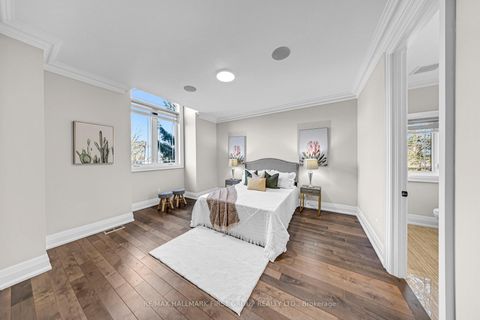 Photo 32 at 752 Hillview Crescent, West Shore, Pickering