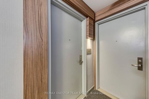 Photo 6 at 1801 - 75 St Nicholas Street, Bay Street Corridor, Toronto